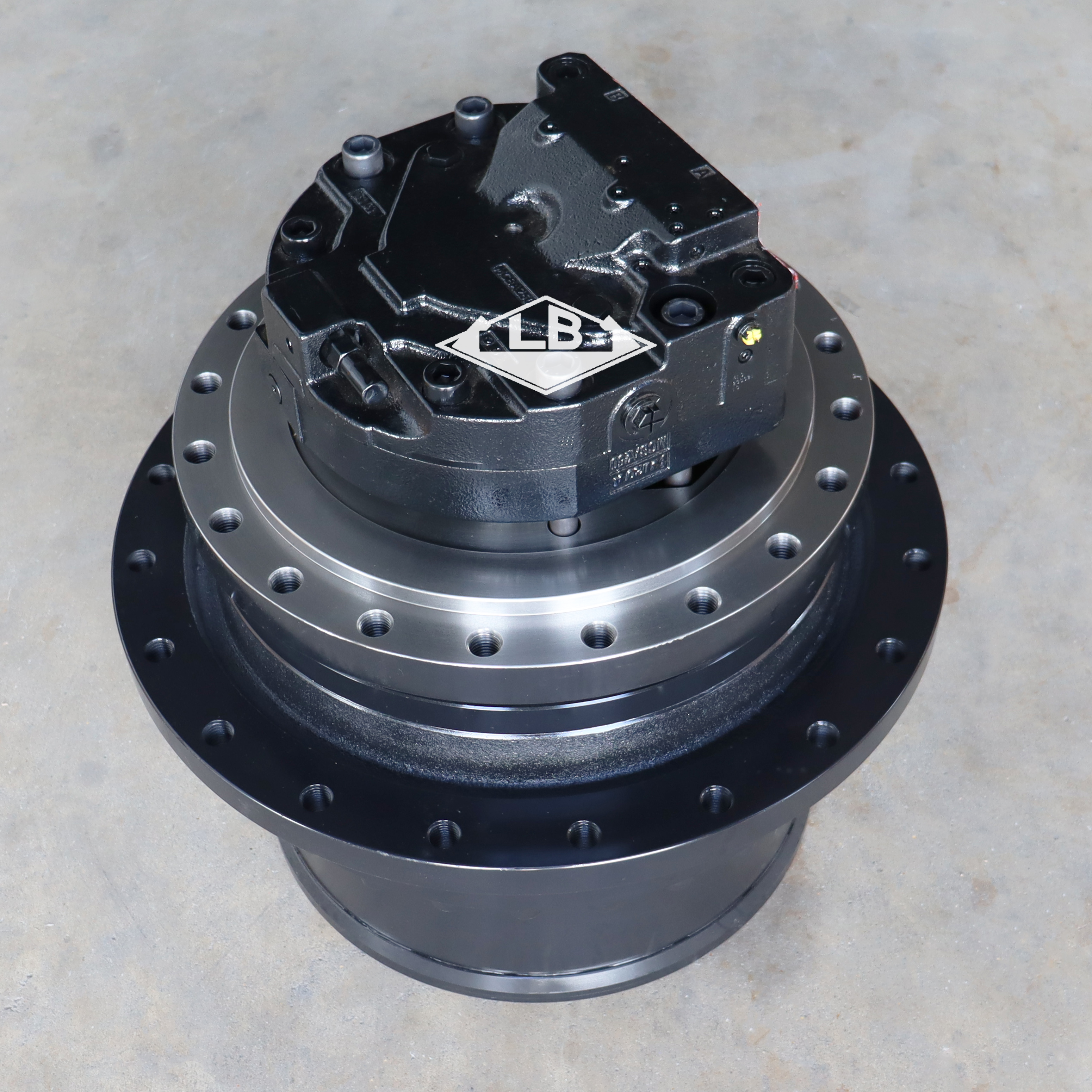 E349D2 行走总成(2) E349D2 行走总成(2)