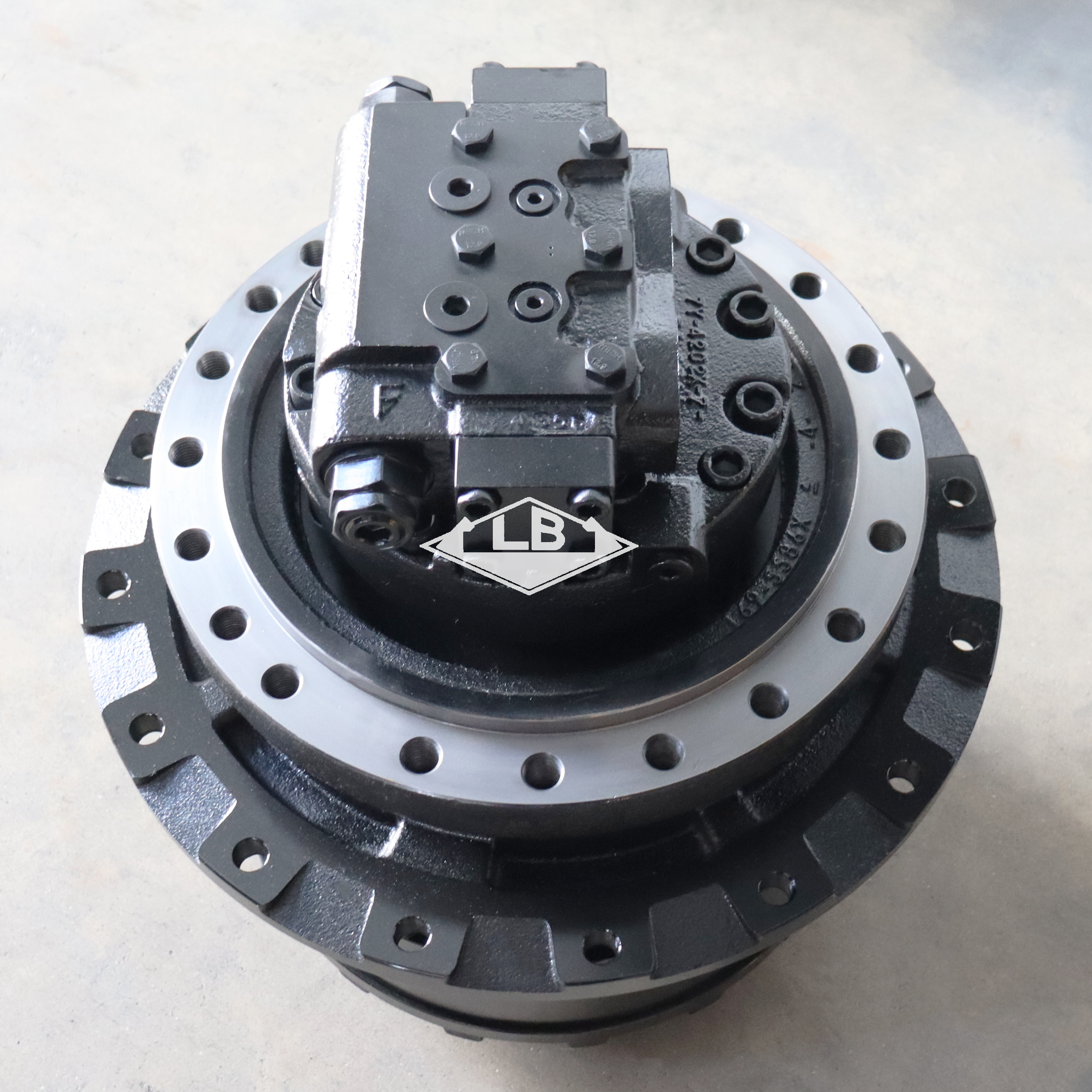 E324 行走总成(8) E324 行走总成(8)