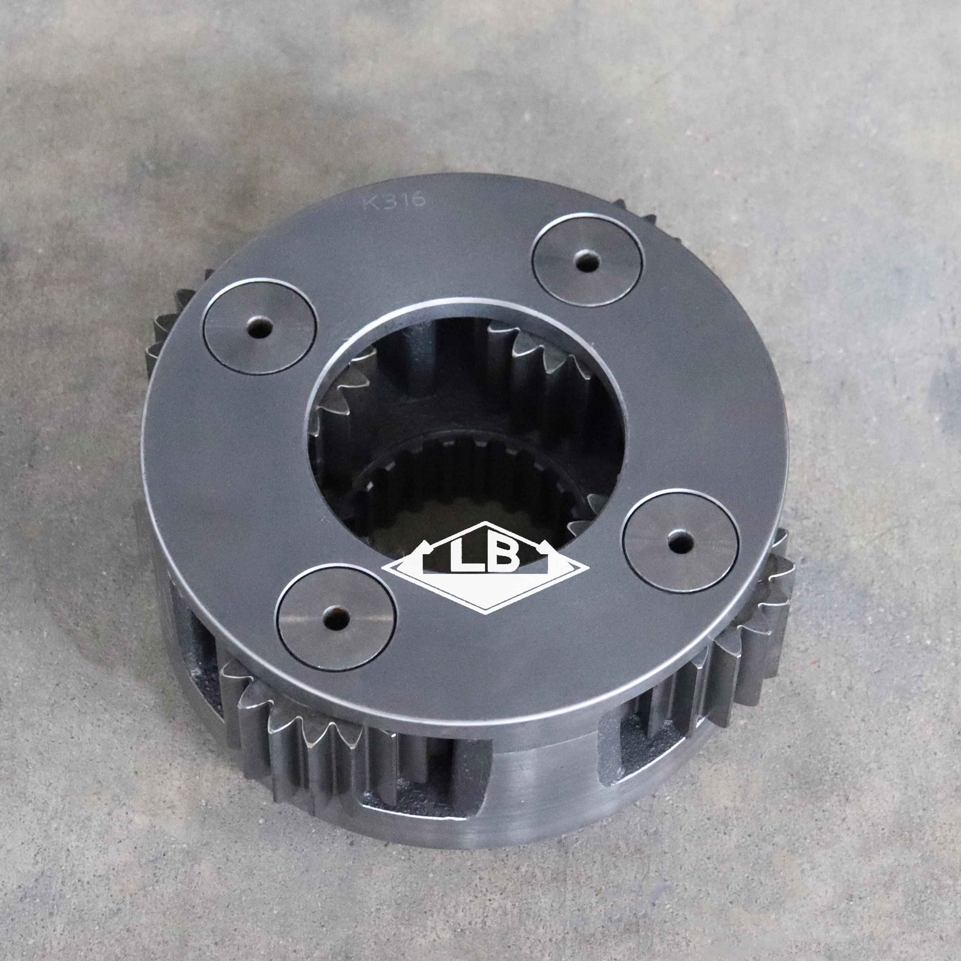 CX210 CX220 168437A1 Reductor de swing Parte S2 Assy para excavador de casos