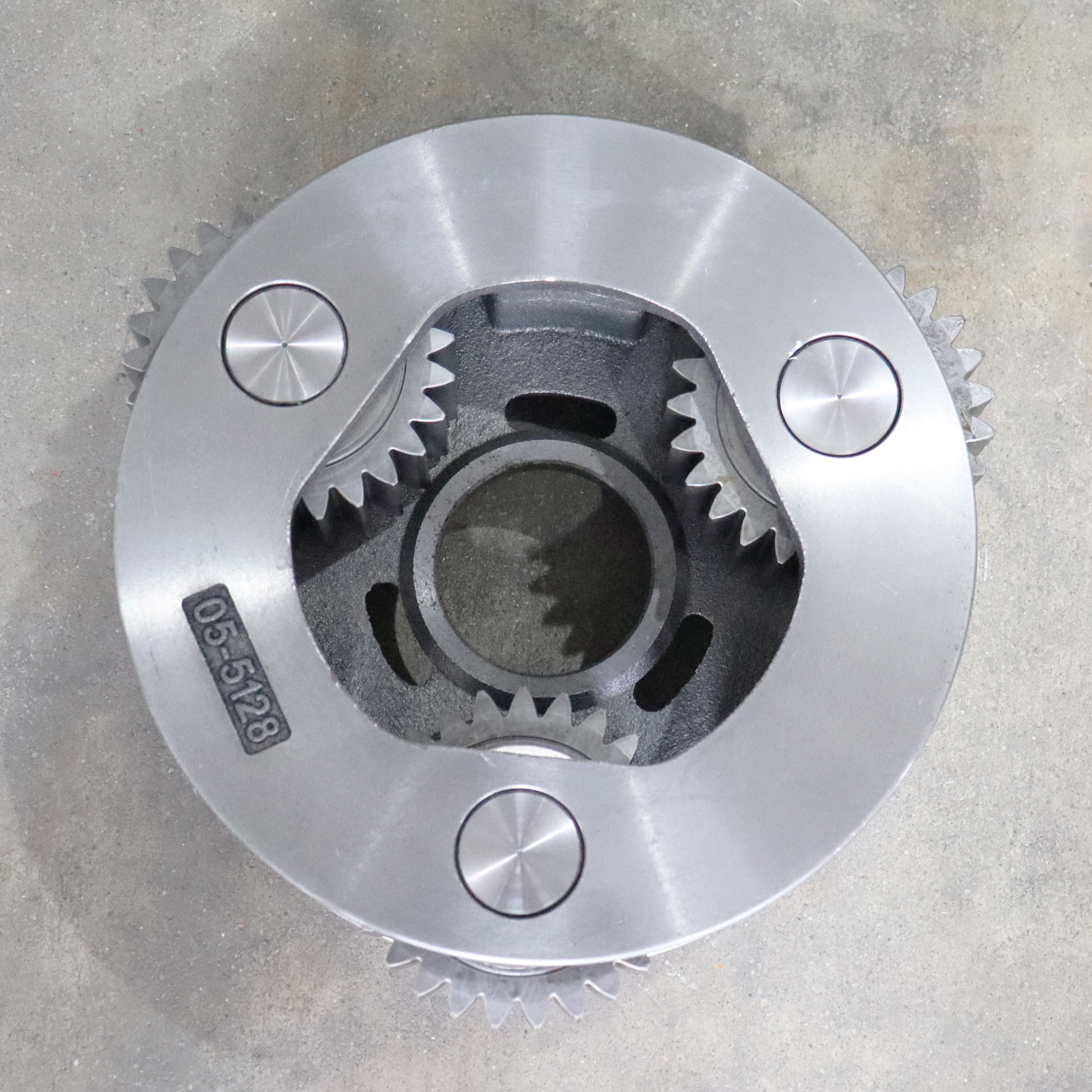 ZX200 ZX200-3 NO3 Carrier Assy 1025875 Parte del dispositivo de viaje para Hitachi Excavator