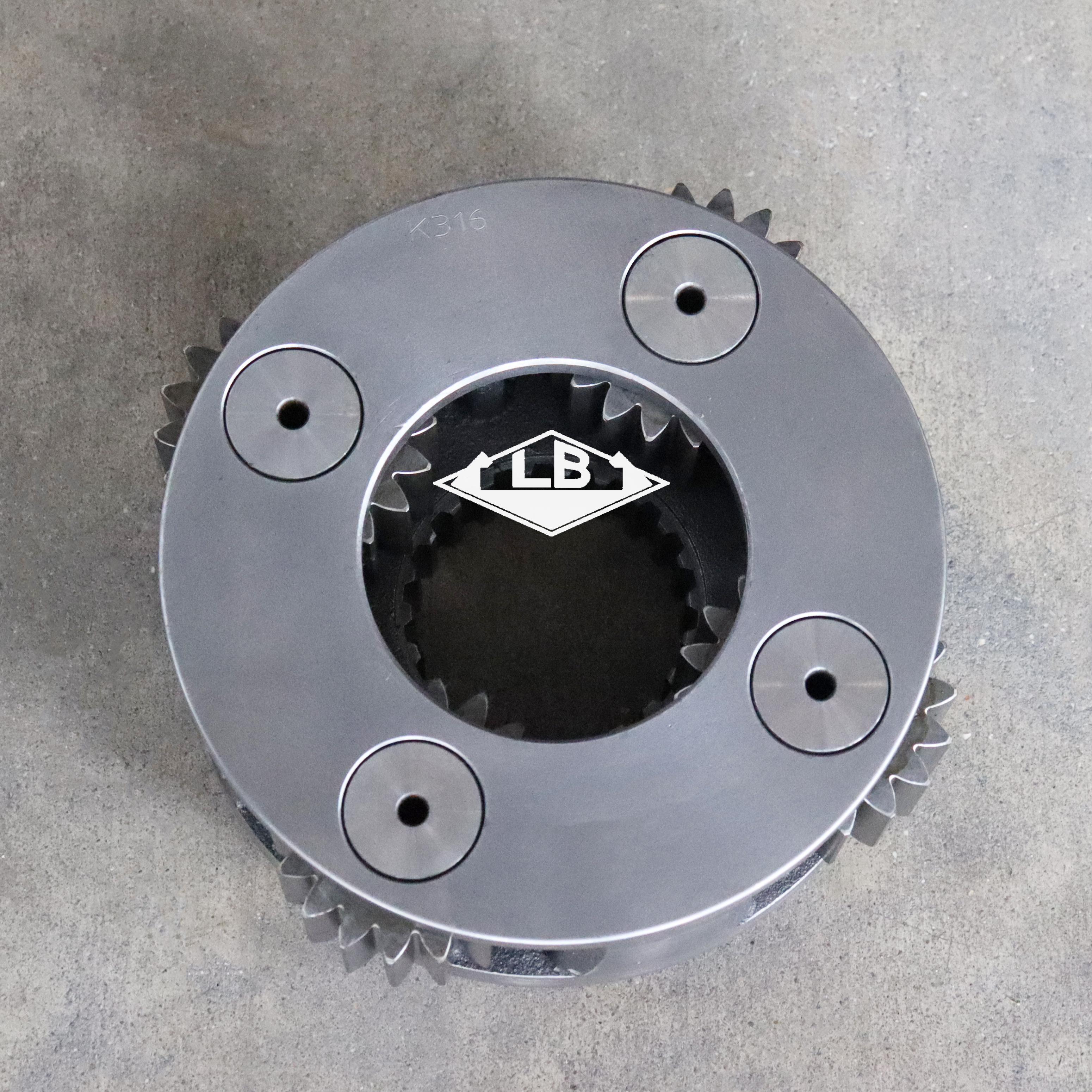 CX210 CX220 168437A1 Reductor de swing Parte S2 Assy para excavador de casos
