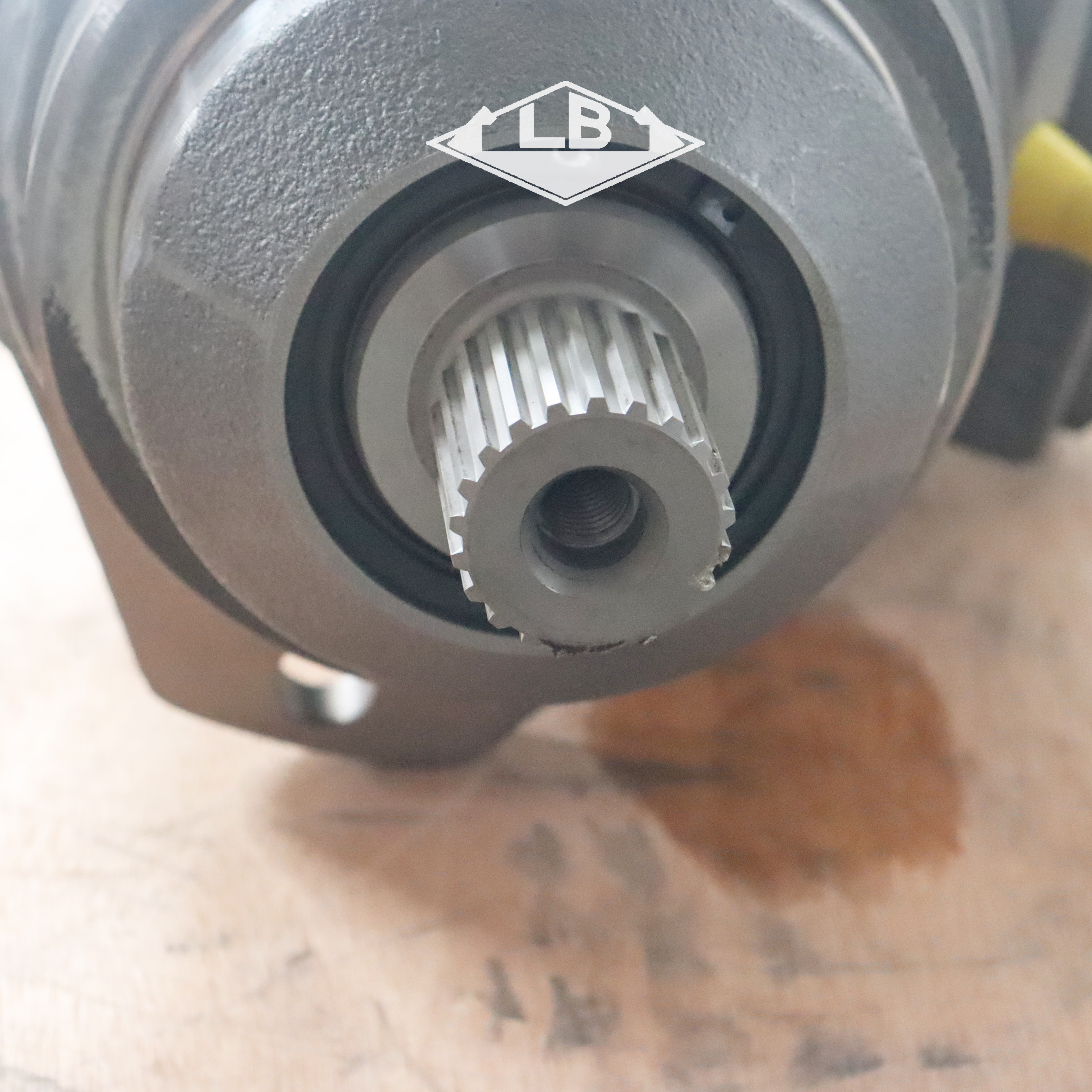DX480 DX520 Solar450 Solar500 Travel Motor 2401-6292a para excavador de doosán