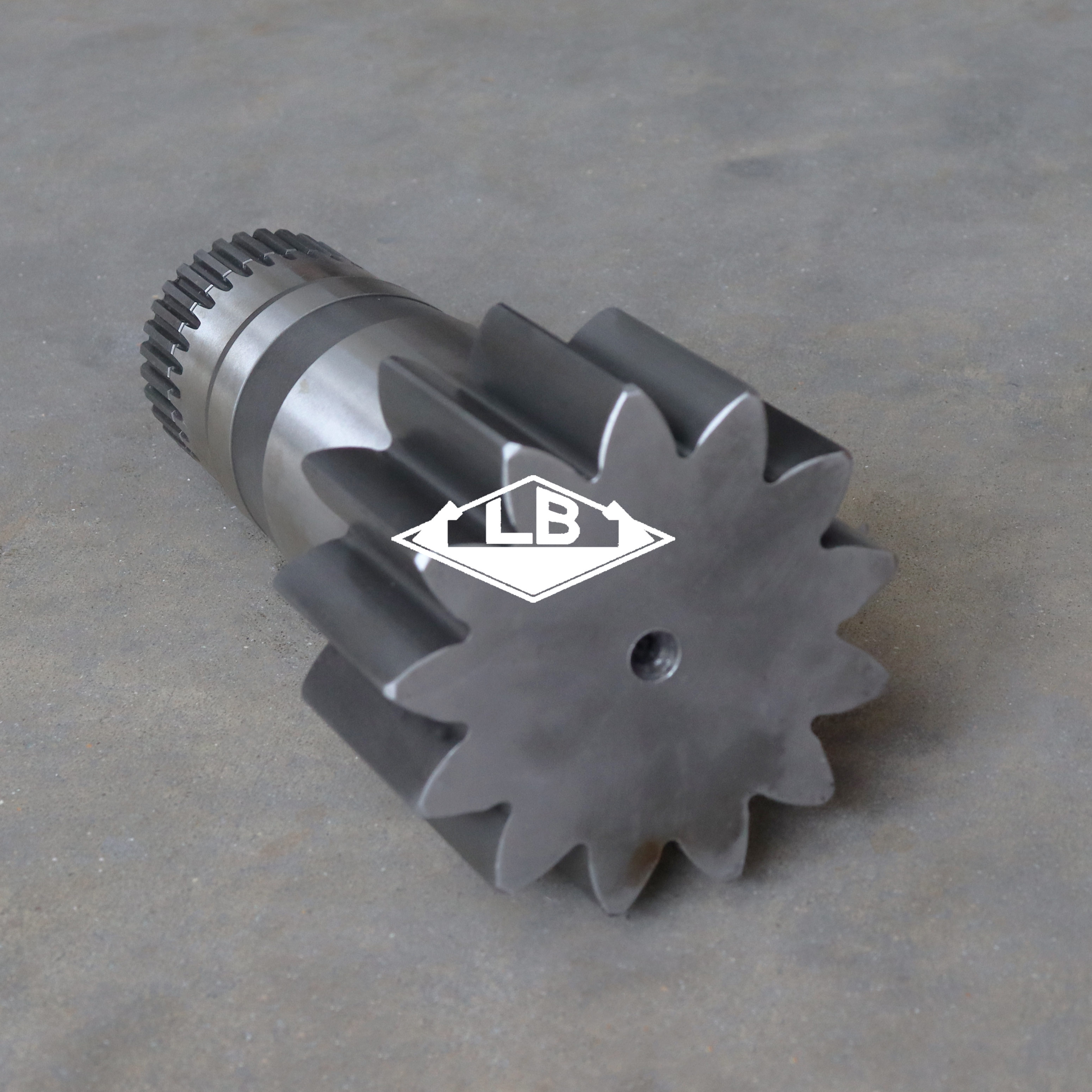 SK210-9 SK210HD-8 Swing Pinion Eje YN32W01125P1 Equipo de eje de oscilación para excavador de kobelco