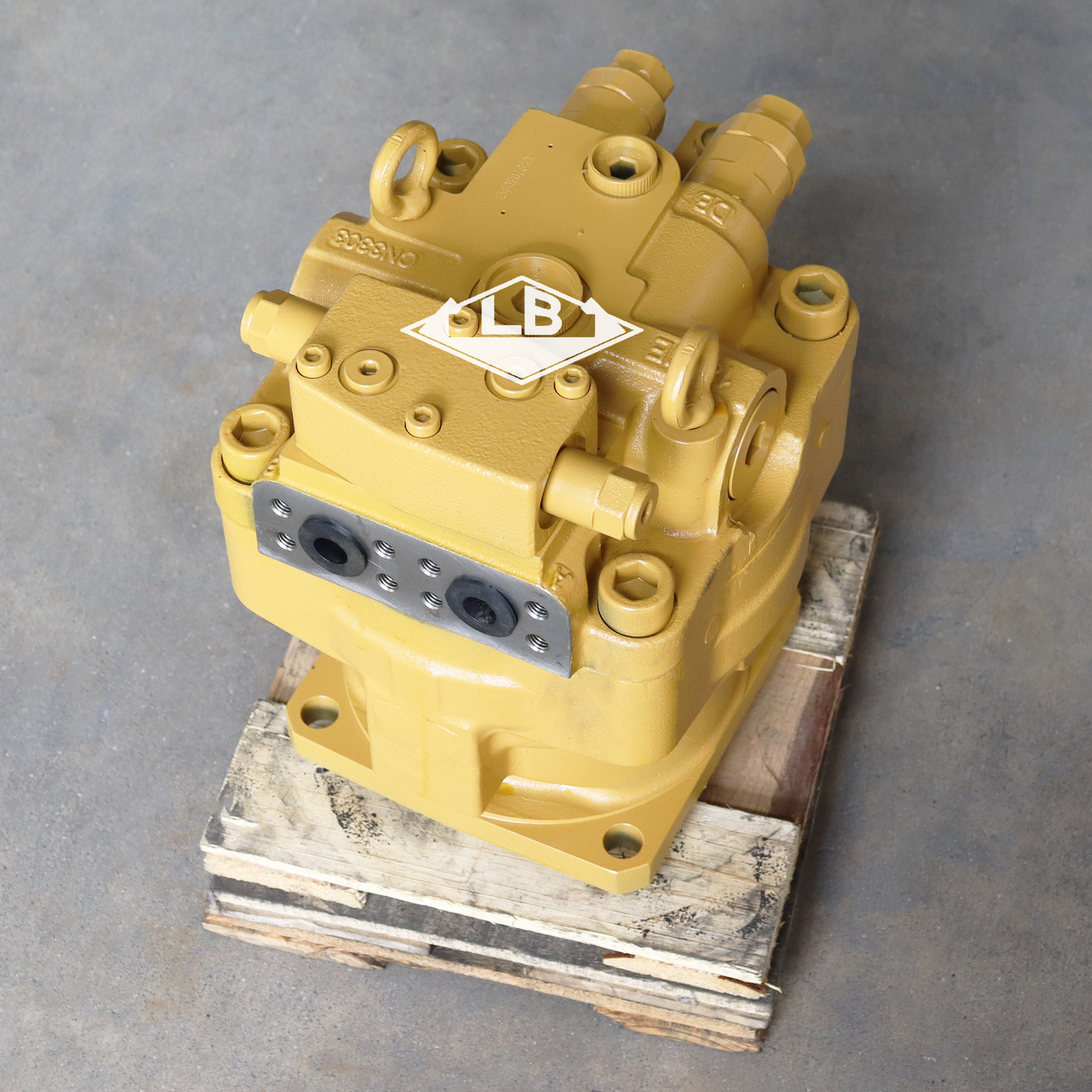 MOTOR DE GIRO SANY SY335 SY365 M5X180CHB 60043410 MOTOR DE GIRO SY335