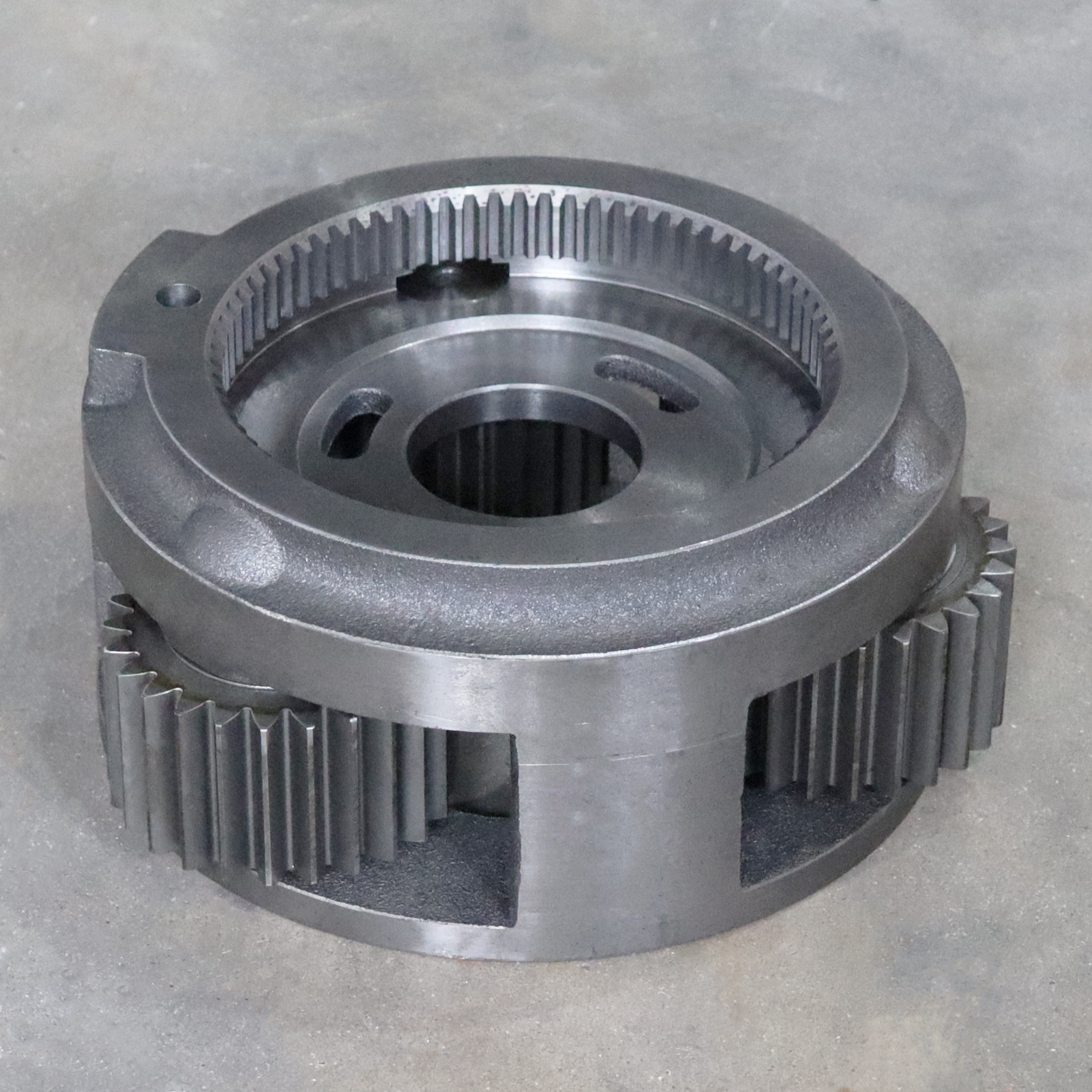 ZX200 ZX200-3 NO3 Carrier Assy 1025875 Parte del dispositivo de viaje para Hitachi Excavator